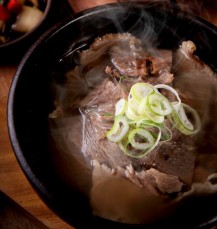 뼈없는 갈비탕 900g